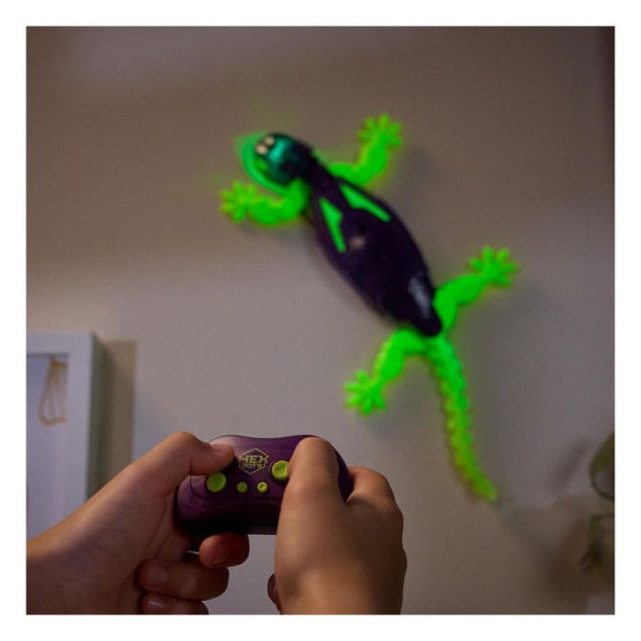 Gecko Radiocommande - Phosphorescent brille dans le noir - Hex Bots - Rechargeable par usb - Des 4ans Gecko Radiocommande - Phosphorescent brille dans le noir - Hex Bots - Rechargeable par usb - Des 4ans