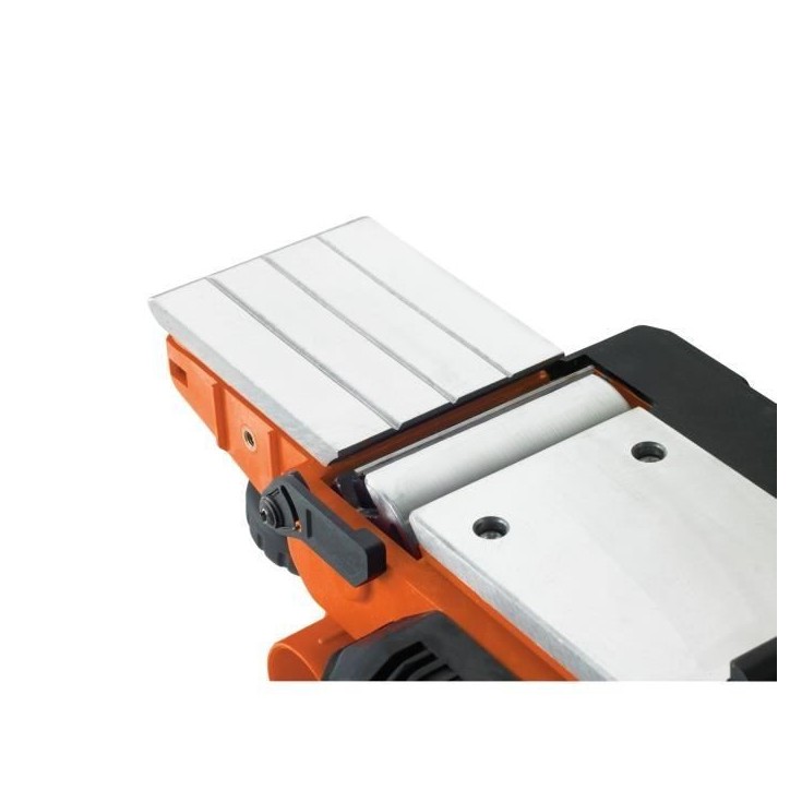 Rabot filaire - BLACK+DECKER - KW750K-QS - 750W - Vitesse 12 positions Rabot filaire - BLACK+DECKER - KW750K-QS - 750W - Vitesse 12 positions