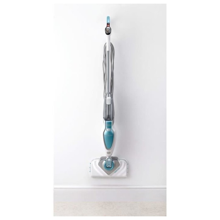 BLACK & DECKER FSM1630-QS - Balai vapeur Tete delta - 1600 W - 4 accessoires - Blanc / Bleu