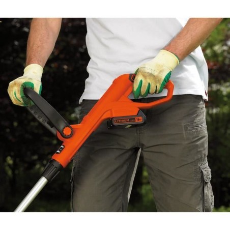 Coupe-bordure électrique BLACK+DECKER - GLC1823L20-QW - 18V - 23 cm - Avec batterie 18V - tete pivotante - tube télescopique