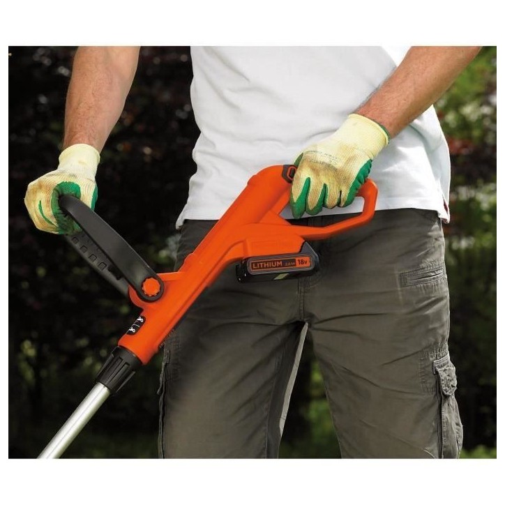 Coupe-bordure électrique BLACK+DECKER - GLC1823L20-QW - 18V - 23 cm - Avec batterie 18V - tete pivotante - tube télescopique Coupe-bordure électrique BLACK+DECKER - GLC1823L20-QW - 18V - 23 cm - Avec batterie 18V - tete pivotante - tube télescopique