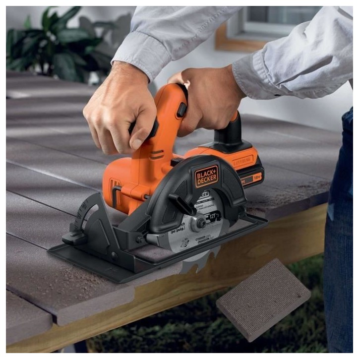 Scie circulaire sans fil - BLACK+DECKER - BDCCS18N-XJ - 18V - profondeur de coupe 140mm - sans batterie