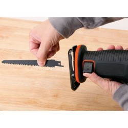 Scie sabre sans fil - BLACK+DECKER - BDCR18-QW - 18V - avec batterie 1