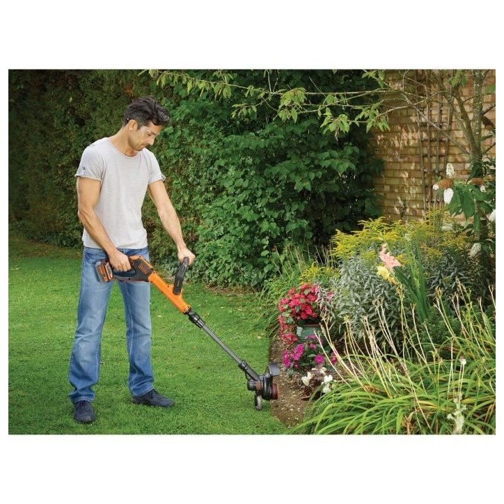Coupe-bordure électrique BLACK+DECKER - STC1840EPC-QW - 18V - 30 cm - Avec batterie 18V - tete pivotante - tube télescopique