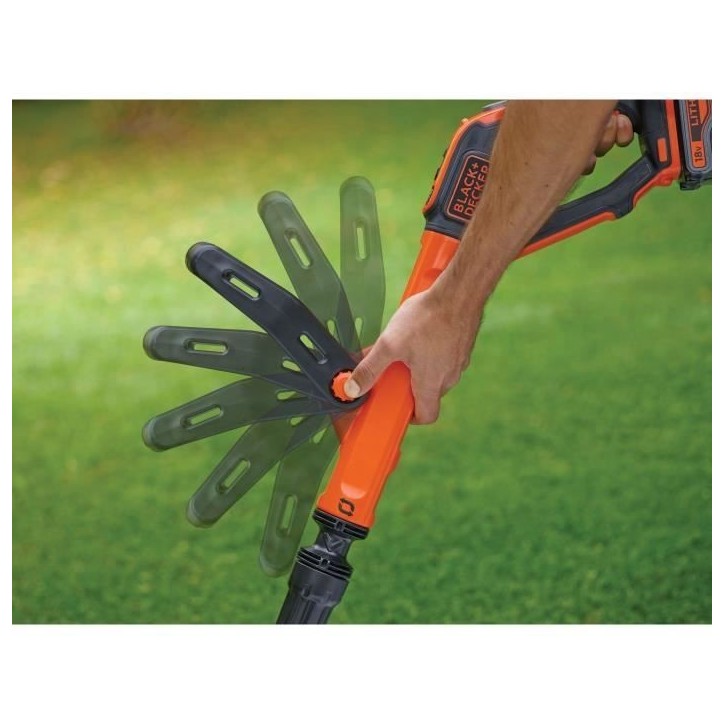 Coupe-bordure électrique BLACK+DECKER - STC1840EPC-QW - 18V - 30 cm - Avec batterie 18V - tete pivotante - tube télescopique