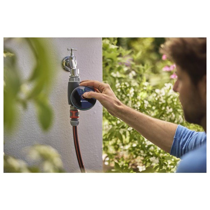 Programmateur d'arrosage - GARDENA - Smart Water Control - 1 voie - Bluetooth - Fonctionne avec 3 piles AA - Garantie 5 ans Programmateur d'arrosage - GARDENA - Smart Water Control - 1 voie - Bluetooth - Fonctionne avec 3 piles AA - Garantie 5 ans