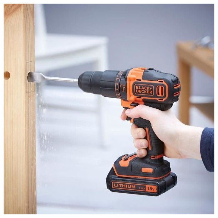 Perceuse a percussion sans fil - 18V - BLACK+DECKER - BDCHD18S32-QW - batterie + chargeur + coffret de 32 accessoires