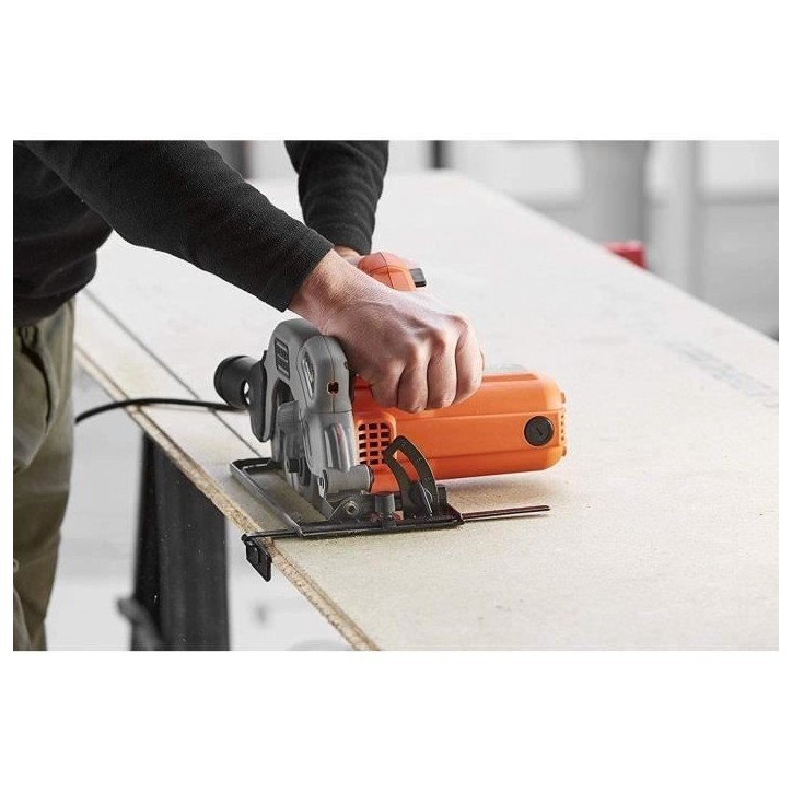 Scie circulaire filaire - BLACK+DECKER - CS1250L-QS - 1250W - profondeur de coupe 66mm - avec 1 lame