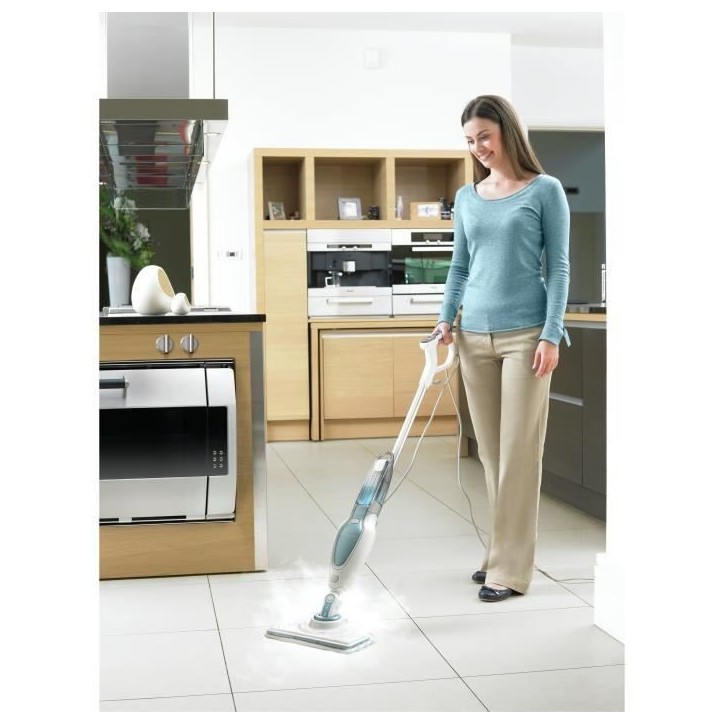 BLACK+DECKER - FSM16CD-QS - Balai nettoyeur vapeur 3 en 1 1600W - 2 microfibres + 1 accesoire pour tapis inclus - Câble 6M BLACK+DECKER - FSM16CD-QS - Balai nettoyeur vapeur 3 en 1 1600W - 2 microfibres + 1 accesoire pour tapis inclus - Câble 6M