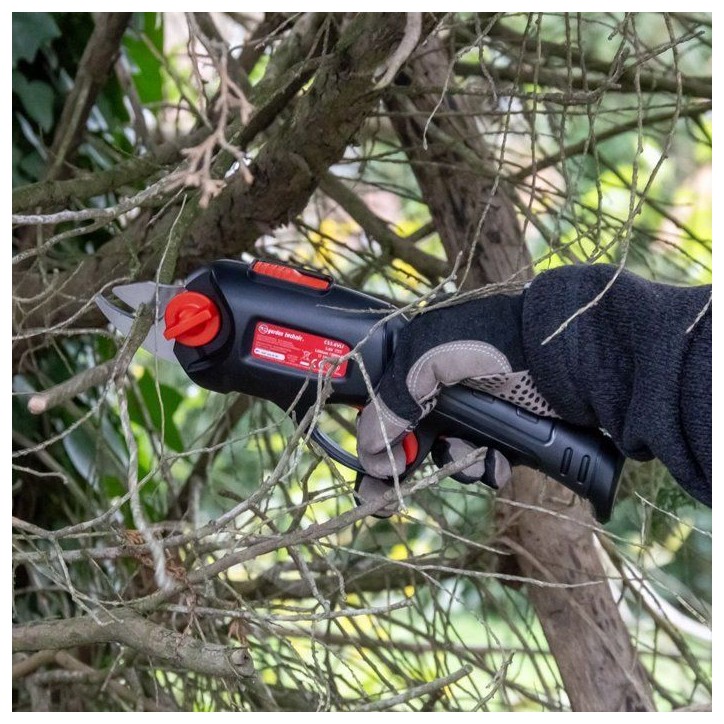 Sécateur rechargeable - Elem Garden - CS3.6VLI - 3.6 V - 1.5 Ah - Inclus une batterie intégrée + chargeur Sécateur rechargeable - Elem Garden - CS3.6VLI - 3.6 V - 1.5 Ah - Inclus une batterie intégrée + chargeur