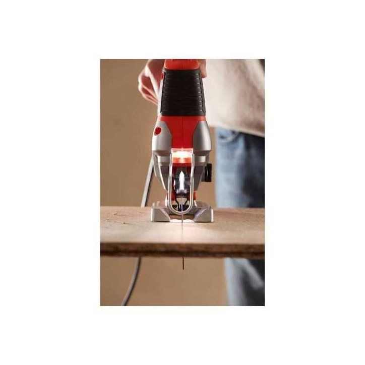 Scie sauteuse filaire BLACK + DECKER BES610K - 650W - 3100 trs/min - Fonction pendulaire réglable
