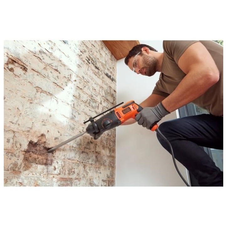 Perforateur filaire - BLACK+DECKER - BEHS01-QS - 650W - avec 2 forets Perforateur filaire - BLACK+DECKER - BEHS01-QS - 650W - avec 2 forets