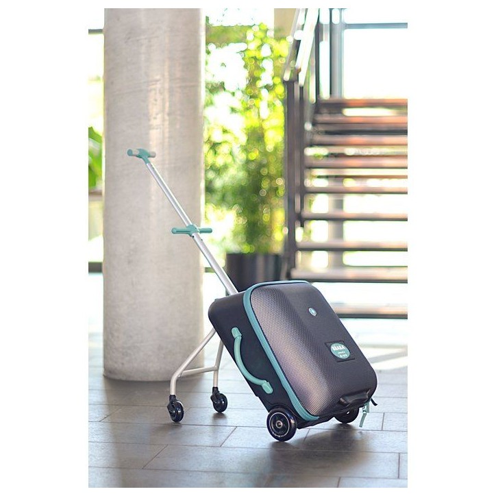 Valise cabine enfant avec assise - BÉABA - Luggage Eazy - 22L - 2 en 1 - roues pivotantes 360° Valise cabine enfant avec assise - BÉABA - Luggage Eazy - 22L - 2 en 1 - roues pivotantes 360°