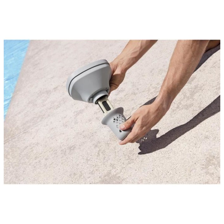 Lay-Z-Spa Electrolyseur d'eau salée 0,5g/h pour spa et piscines jusqu'a 1 400 L Lay-Z-Spa Electrolyseur d'eau salée 0,5g/h pour spa et piscines jusqu'a 1 400 L