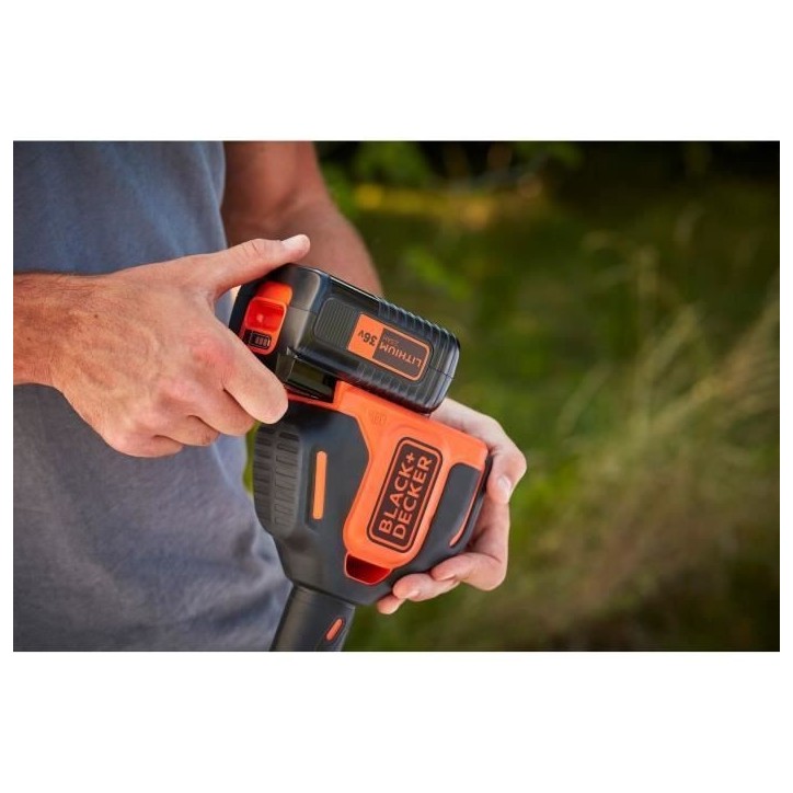 Coupe-bordure électrique BLACK+DECKER - BCSTE636L1-QW - 36V - 33cm - Avec batterie 36V - tete pivotante - tube télescopique Coupe-bordure électrique BLACK+DECKER - BCSTE636L1-QW - 36V - 33cm - Avec batterie 36V - tete pivotante - tube télescopique