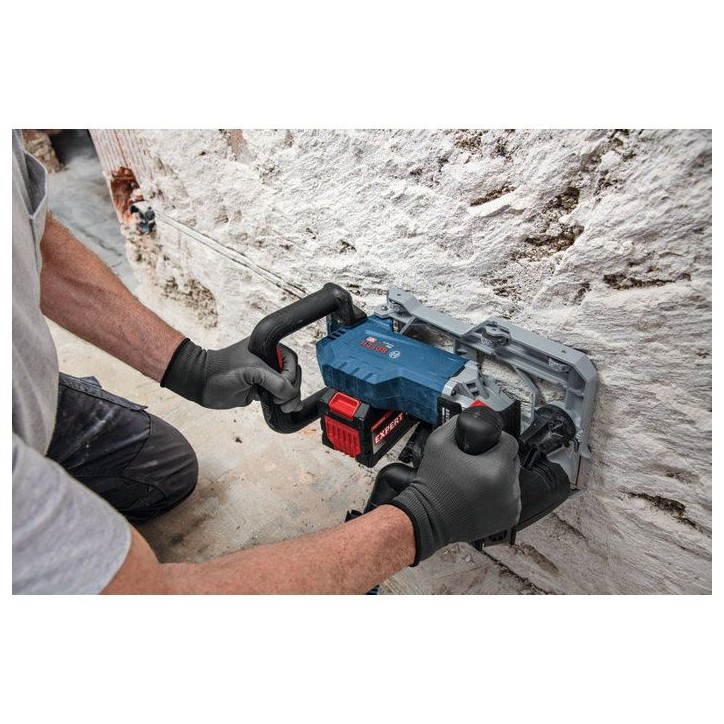 Rainureuse a béton BOSCH PROFESSIONAL - GNF18V-40 - Coupe 2 mm – 3,9 cm - Avec pieces + outil de fendage + 2 disques