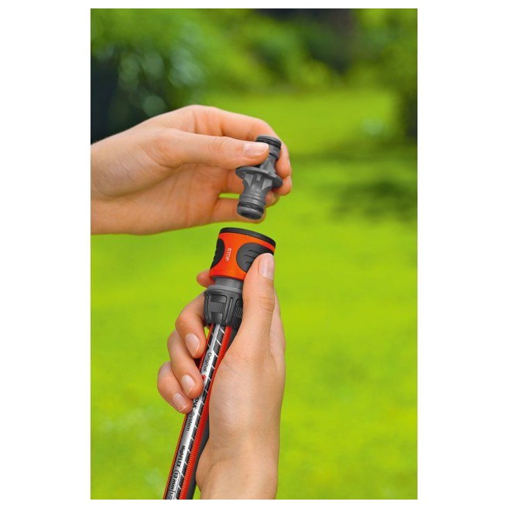 Kit de connexion de tuyaux GARDENA - 15 mm - résistant au gel et aux UV Kit de connexion de tuyaux GARDENA - 15 mm - résistant au gel et aux UV