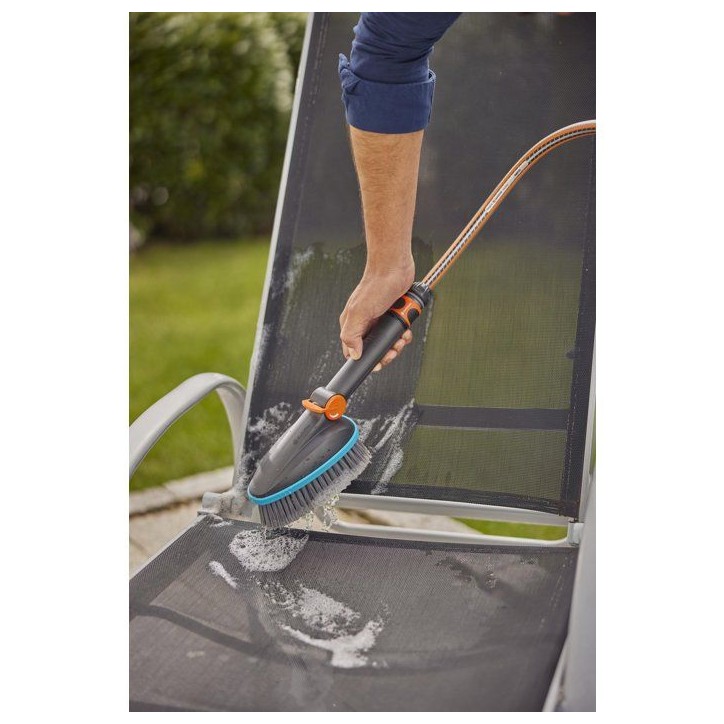 Brosse de lavage main - GARDENA - Taille M - Surfaces moyennes sensibles - Garantie 5 ans Brosse de lavage main - GARDENA - Taille M - Surfaces moyennes sensibles - Garantie 5 ans