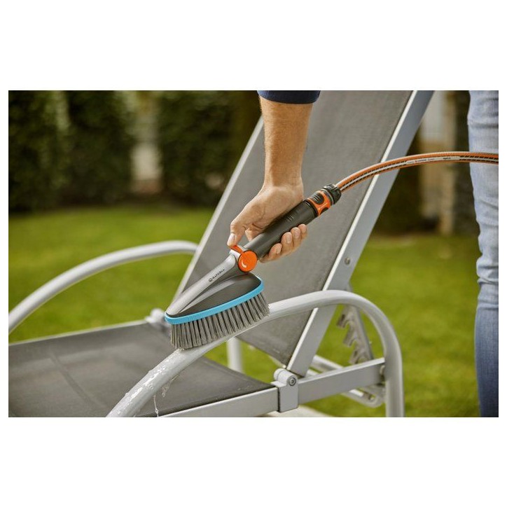 Brosse de lavage main - GARDENA - Taille M - Surfaces moyennes sensibles - Garantie 5 ans Brosse de lavage main - GARDENA - Taille M - Surfaces moyennes sensibles - Garantie 5 ans