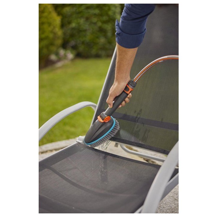 Brosse de lavage main - GARDENA - Taille M - Surfaces moyennes sensibles - Garantie 5 ans Brosse de lavage main - GARDENA - Taille M - Surfaces moyennes sensibles - Garantie 5 ans