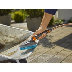Brosse de lavage main - GARDENA - Taille M - Poils durs - Garantie 5 ans