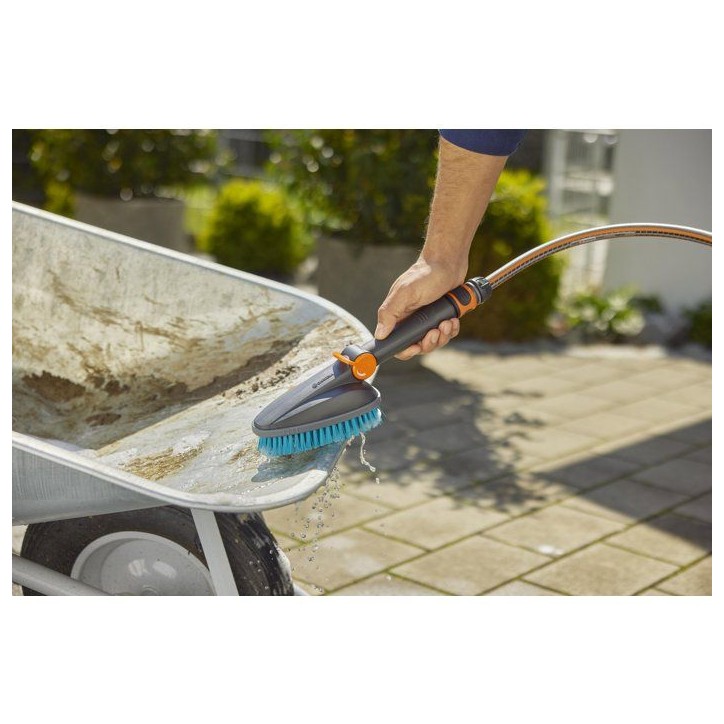 Brosse de lavage main - GARDENA - Taille M - Poils durs - Garantie 5 ans Brosse de lavage main - GARDENA - Taille M - Poils durs - Garantie 5 ans