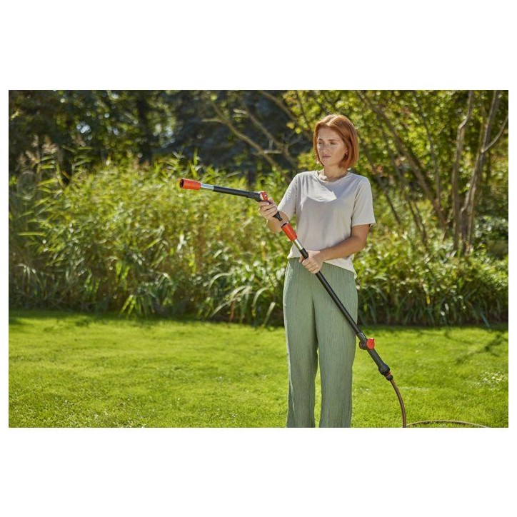Manche rallonge articulé passage d'eau - GARDENA - Longueur 53 cm - Articulation 45° - Garantie 5 ans Manche rallonge articulé passage d'eau - GARDENA - Longueur 53 cm - Articulation 45° - Garantie 5 ans