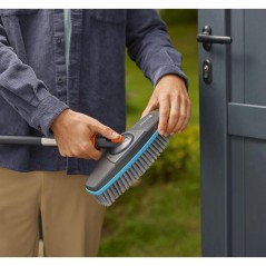 Brosse de lavage manche - GARDENA - Souple - Pivotable 360° - Réglab