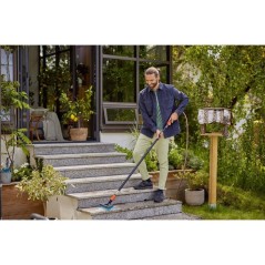 Brosse de lavage manche flex - GARDENA - Dure - Pivotable 360° - Garantie 5 ans