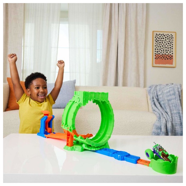 Coffret de jeu - HOT WHEELS Monster Trucks - Défi Looping Chaos - Wreckin' Wolf 1/64 - Slime inclus - Des 4 ans Coffret de jeu - HOT WHEELS Monster Trucks - Défi Looping Chaos - Wreckin' Wolf 1/64 - Slime inclus - Des 4 ans