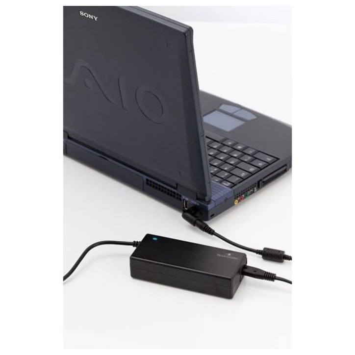 Chargeur - BLUESTORK - Chargeur PC Universel - 90W - 9 Embouts - Universel - Noir Chargeur - BLUESTORK - Chargeur PC Universel - 90W - 9 Embouts - Universel - Noir