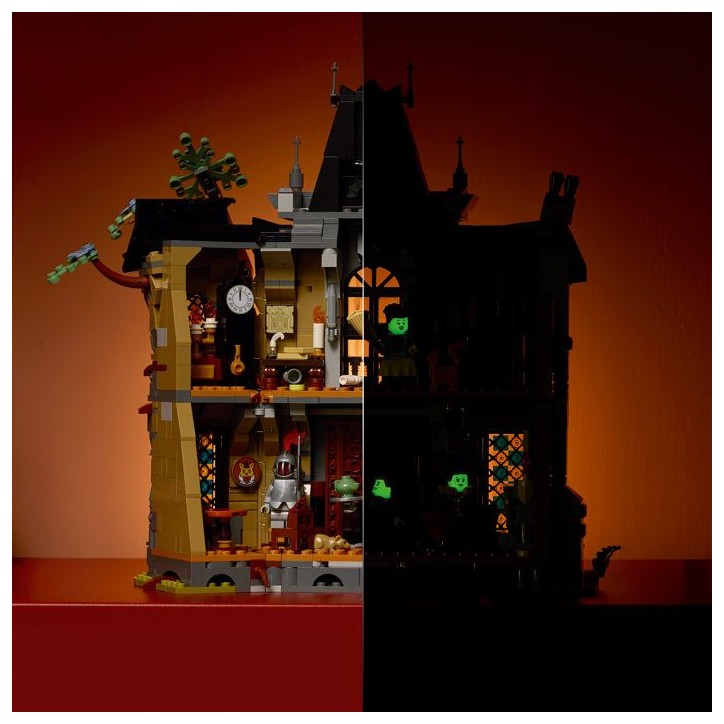 LEGO Icons 11383 Le Manoir du Maire - Maquette 3D pour Adulte - Set Décoration avec Intérieur Gothique & 3 Minifigurines