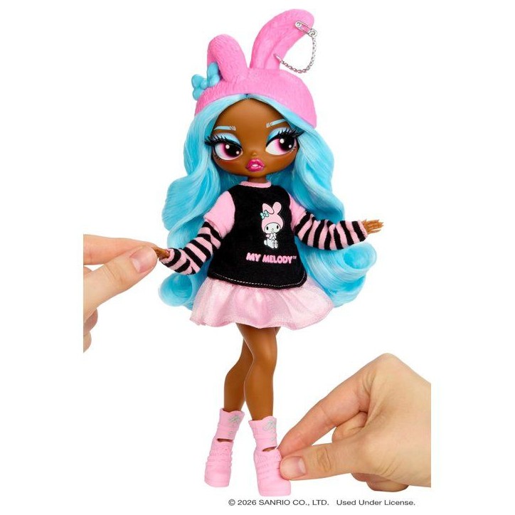 L.O.L. Surprise! O.M.G. Hello Kitty and Friends - Melody, poupée articulée - 24 cm - 4 modeles a collectionner L.O.L. Surprise! O.M.G. Hello Kitty and Friends - Melody, poupée articulée - 24 cm - 4 modeles a collectionner