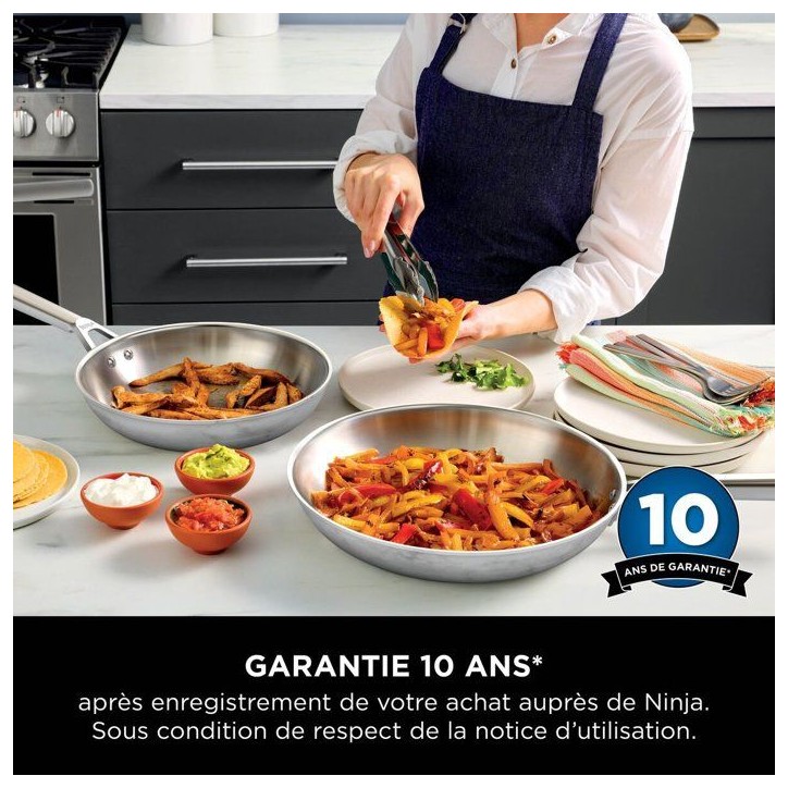 Poele 28cm inox - Ninja EverClad - C90028EUI - 3 couches inox 18/10 - tous feux induction - four 300°C Poele 28cm inox - Ninja EverClad - C90028EUI - 3 couches inox 18/10 - tous feux induction - four 300°C