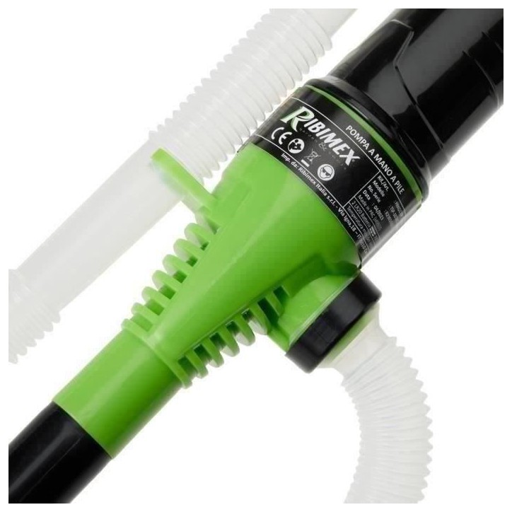 Pompe a piles pour combustible - RIBITECH - idéale pour transvaser proprement tous types de liquides Pompe a piles pour combustible - RIBITECH - idéale pour transvaser proprement tous types de liquides