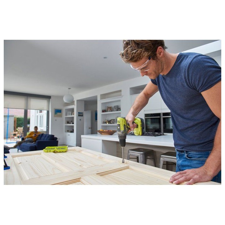 RYOBI Perceuse-visseuse 18V ONE+ - sans batterie ni chargeur - R18DD3-0 RYOBI Perceuse-visseuse 18V ONE+ - sans batterie ni chargeur - R18DD3-0