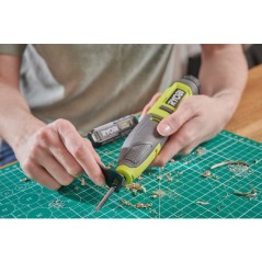 RYOBI Outil de sculpture 4V USB Lithium - batterie 2Ah + chargeur - RP
