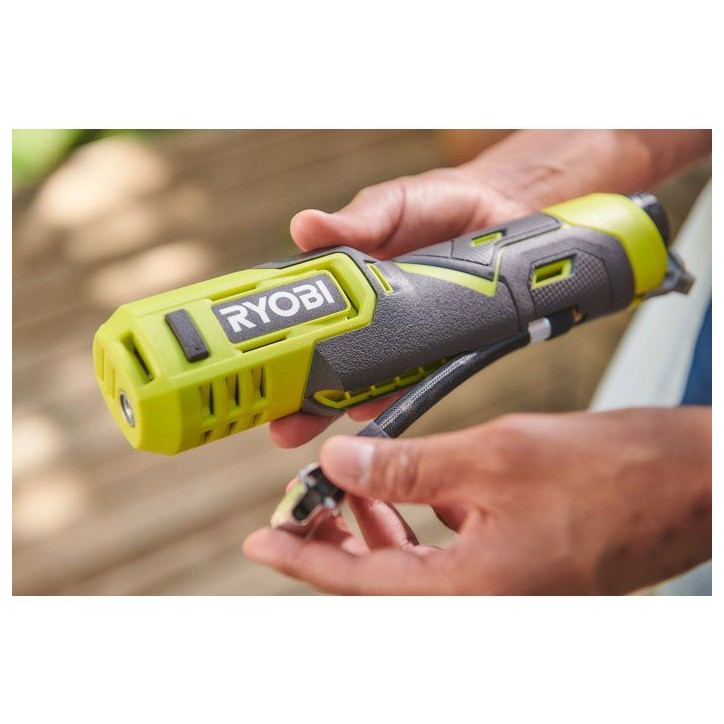 RYOBI Gonfleur 4V USB Lithium pneus vélo ballons - sans batterie ni chargeur - RI4-0 RYOBI Gonfleur 4V USB Lithium pneus vélo ballons - sans batterie ni chargeur - RI4-0