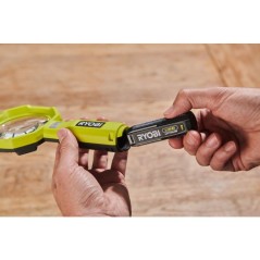 RYOBI Loupe éclairée 4V USB Lithium x3 LED - sans batterie ni charge
