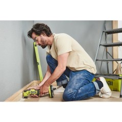 RYOBI Pack 2 outils ONE+ 18V perceuse-visseuse + outil multifonction oscillant + batterie 2Ah + chargeur R18CK2G-1C20G