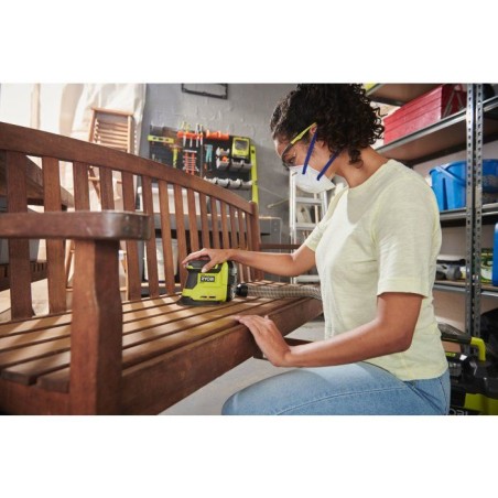 RYOBI Pack 3 outils ONE+ 18V perceuse-visseuse + scie sauteuse + ponceuse delta + batteries 4Ah & 2Ah + chargeur R18CK3G-242G