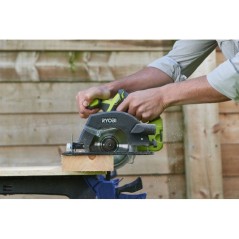 RYOBI Pack 3 outils ONE+ 18V perceuse-visseuse + scie sauteuse + ponce