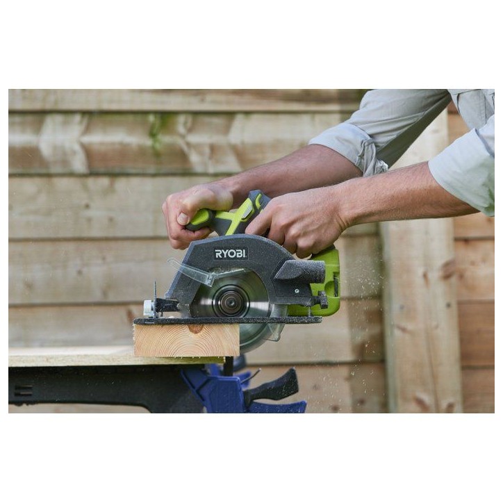 RYOBI Pack 3 outils ONE+ 18V perceuse-visseuse + scie sauteuse + ponceuse delta + batteries 4Ah & 2Ah + chargeur R18CK3G-242G