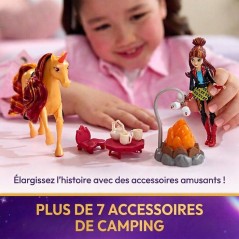 Coffret Feu de Camp de Cinder L'Ecole des Licornes - Poupée Valentina