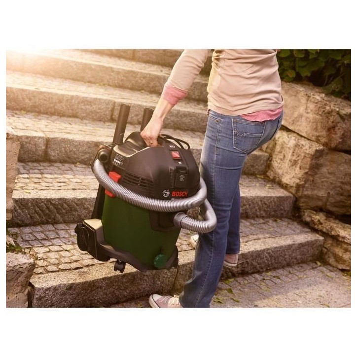 Aspirateur eau et poussiere Bosch - AdvancedVac 20 (avec accessoires) - 1200 W - 260 mbar/70 l/s - 20 L Aspirateur eau et poussiere Bosch - AdvancedVac 20 (avec accessoires) - 1200 W - 260 mbar/70 l/s - 20 L
