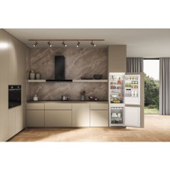 Réfrigérateur combiné WHIRLPOOL WHC18D011A2FR - Encastrable - 268 L