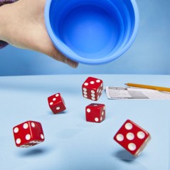 Yahtzee refresh, jeu de dés | gobelet repliable et boîtier de rangem
