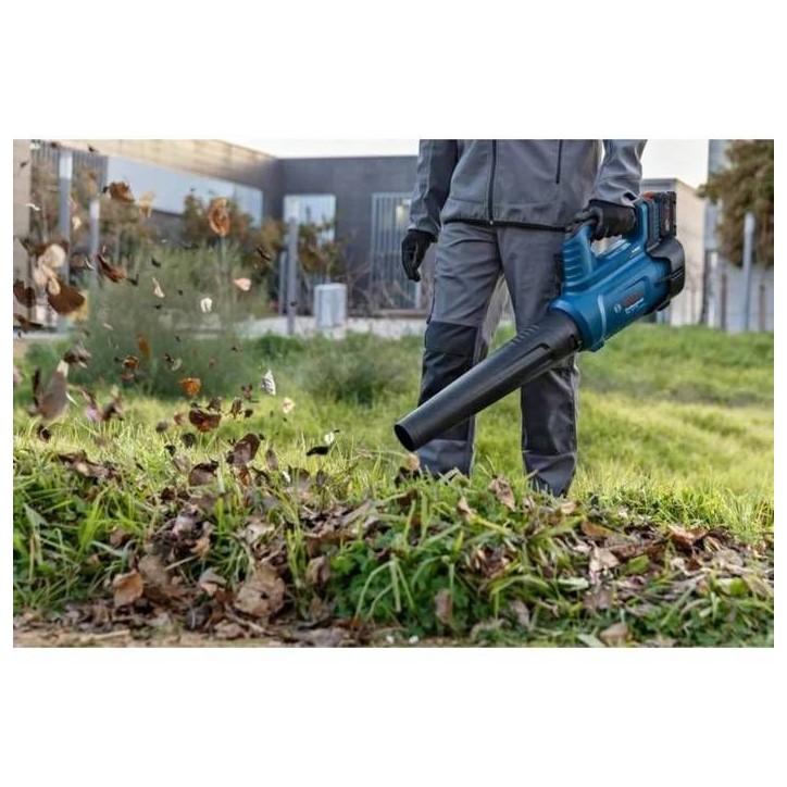 Bosch Professional 18V Souffleur GBL 18V-750 (780 m³/h, vitesse d'air jusqu'a 198 km/h, variateur de vitesse) sans batterie Bosch Professional 18V Souffleur GBL 18V-750 (780 m³/h, vitesse d'air jusqu'a 198 km/h, variateur de vitesse) sans batterie