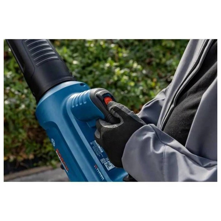 Bosch Professional 18V Souffleur GBL 18V-750 (780 m³/h, vitesse d'air jusqu'a 198 km/h, variateur de vitesse) sans batterie Bosch Professional 18V Souffleur GBL 18V-750 (780 m³/h, vitesse d'air jusqu'a 198 km/h, variateur de vitesse) sans batterie