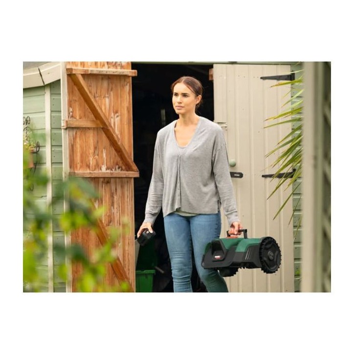 Robot tondeuse 18V VISIMOW18V-200 - BOSCH - avec chargeur AL 18V-44 - 06008E1100 Robot tondeuse 18V VISIMOW18V-200 - BOSCH - avec chargeur AL 18V-44 - 06008E1100